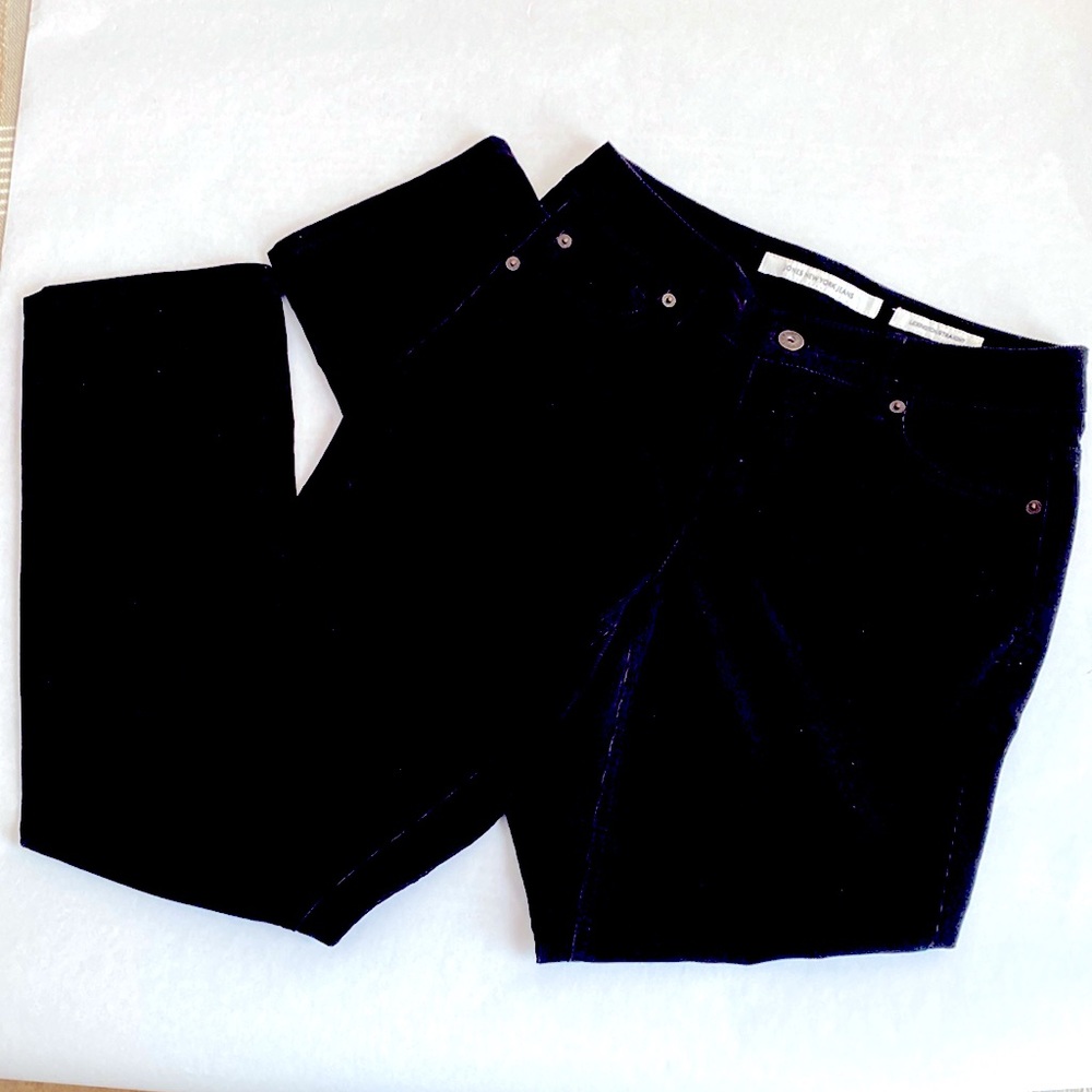 Ladies Jones New York Black Corduroy Pants 4P Petite